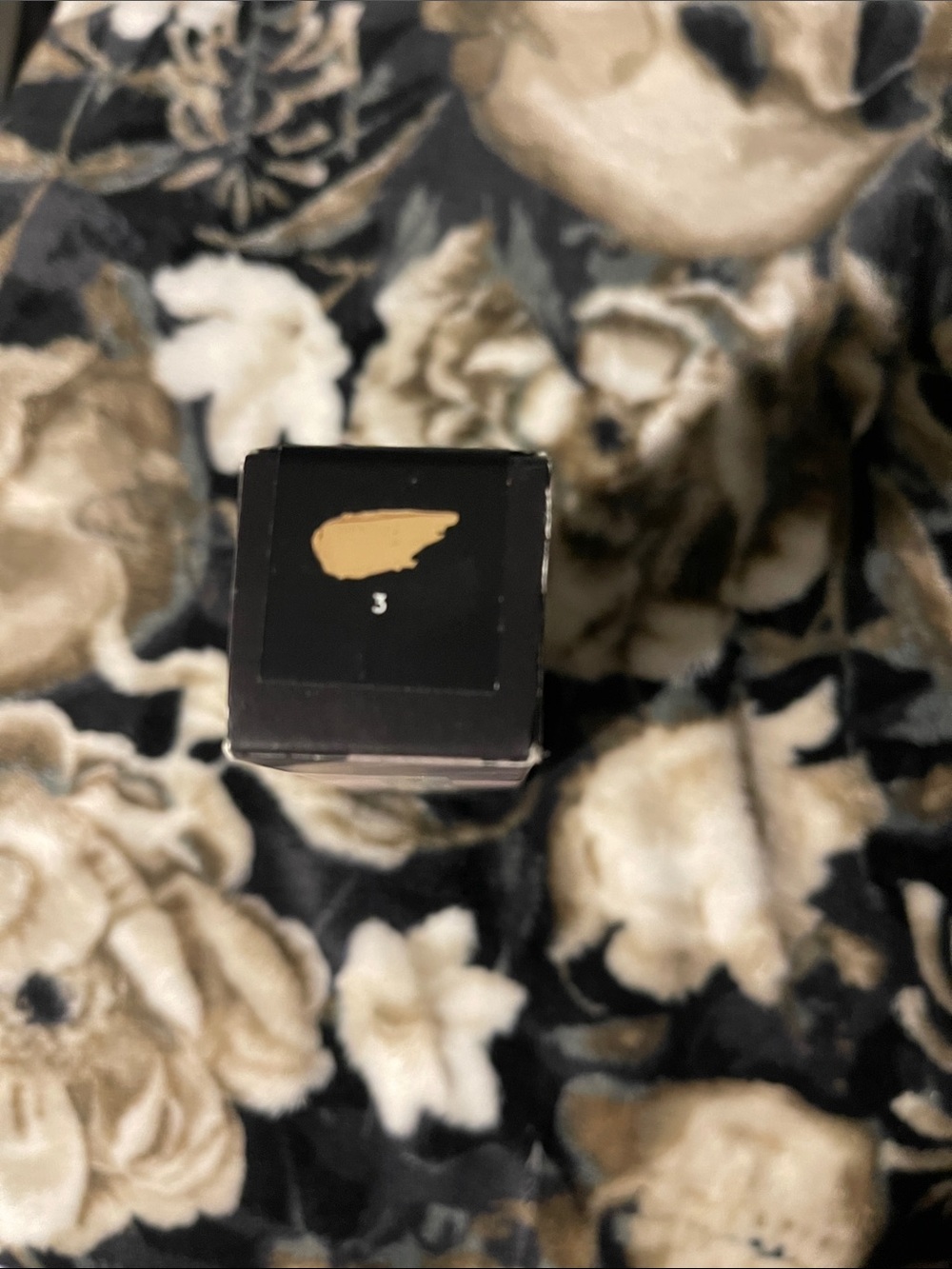 Fenty Shade 3 Eaze Drop Stick Blur + Smooth Tint Stick Foundation - Picture 3 of 4